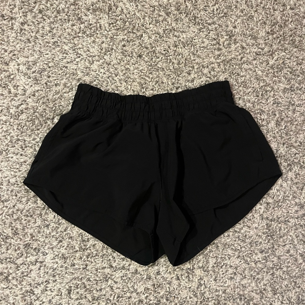 OFFLINE By Aerie 2" Hot Stuff Short